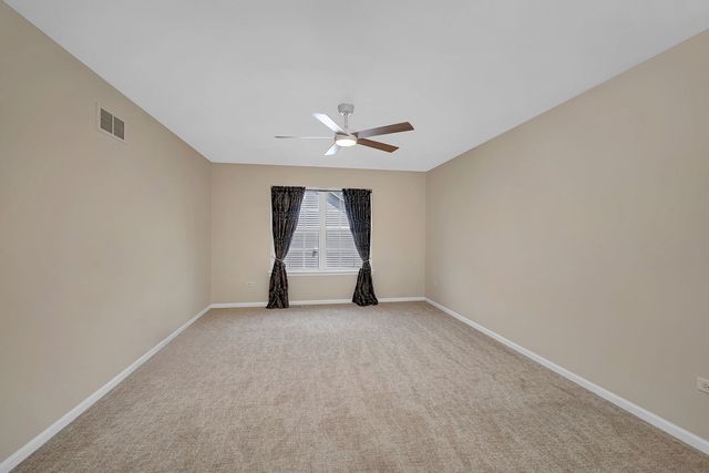 819 Canton Drive, Oswego, IL 60543
