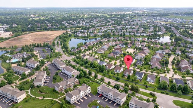 819 Canton Drive, Oswego, IL 60543