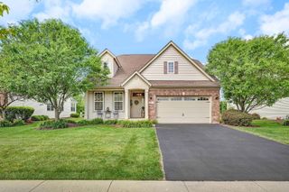 819 Canton Drive, Oswego, IL 60543