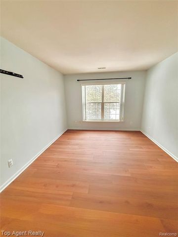 44975 Marigold Drive, Sterling Heights, MI 48314