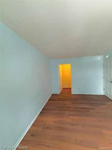 44975 Marigold Drive, Sterling Heights, MI 48314