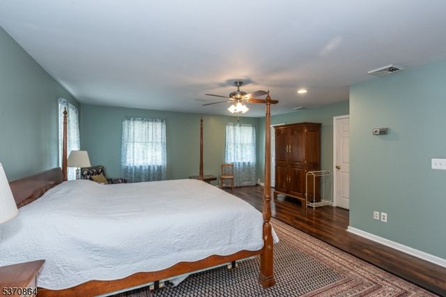 15 Rock Hollow Rd, Rockaway Twp., NJ 07801