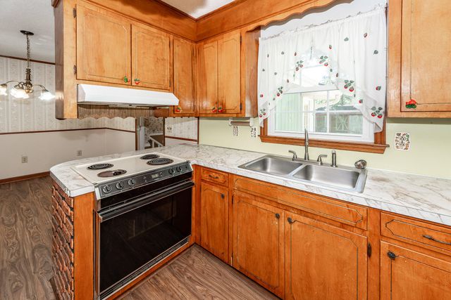 210 Farm Road, Goose Creek, SC 29445
