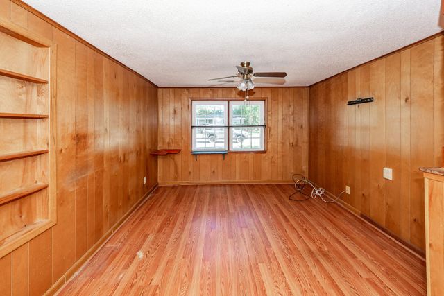 210 Farm Road, Goose Creek, SC 29445