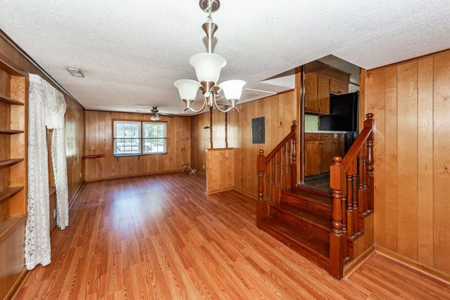 210 Farm Road, Goose Creek, SC 29445