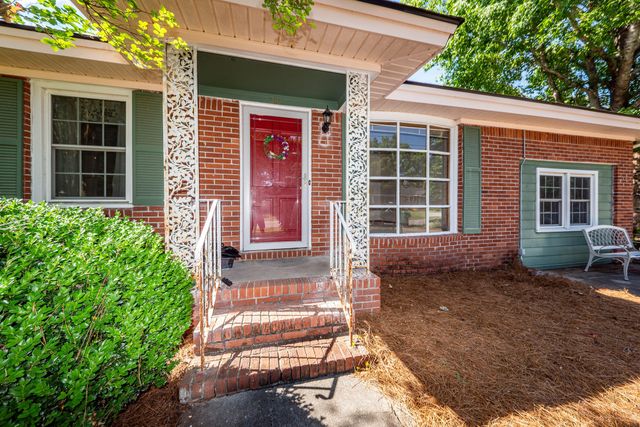 210 Farm Road, Goose Creek, SC 29445