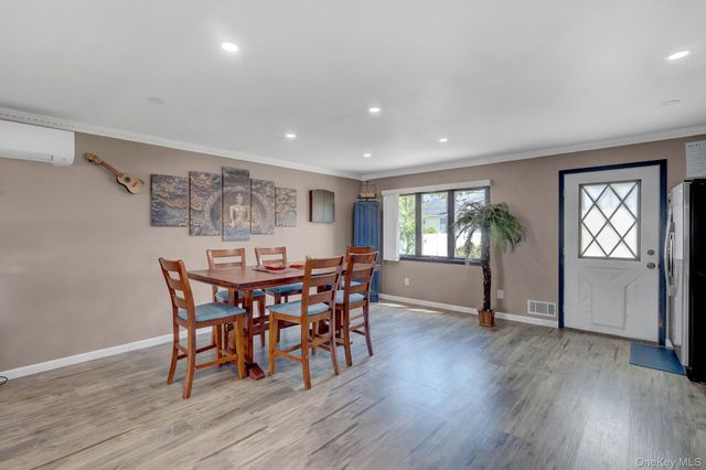 2718 Rowehl Drive, East Meadow, NY 11554