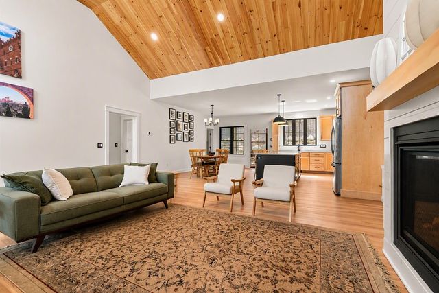 40 Christian Hill Road, Amherst, NH 03031