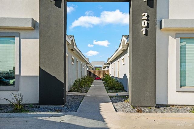 201 W St. Helena Avenue, Edinburg, TX 78541