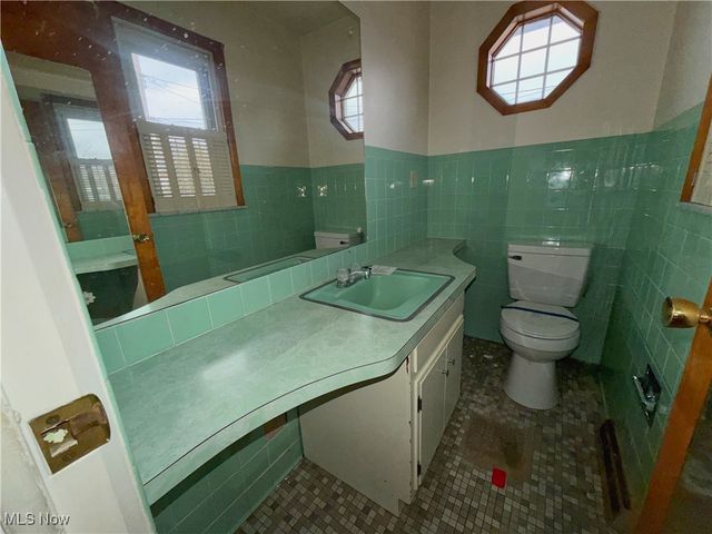 141 WEST Boulevard, Mingo Junction, OH 43938