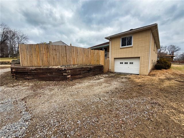 141 WEST Boulevard, Mingo Junction, OH 43938