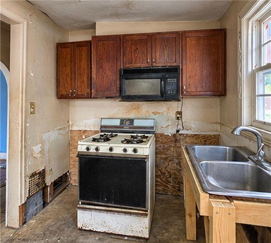 1779 S Gordon Street SW, Atlanta, GA 30310