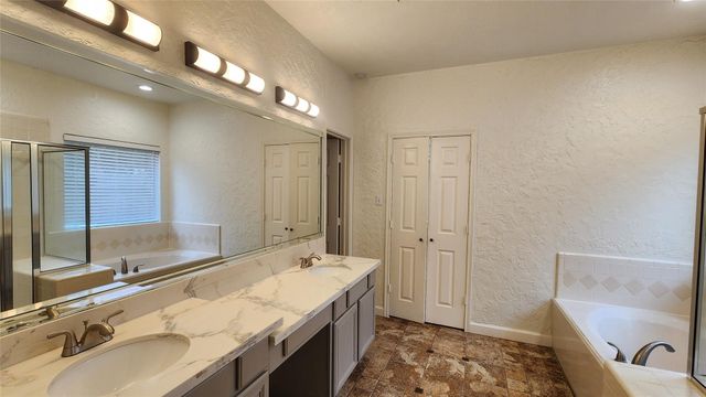 31330 Capella Circle, Tomball, TX 77375