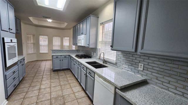 31330 Capella Circle, Tomball, TX 77375