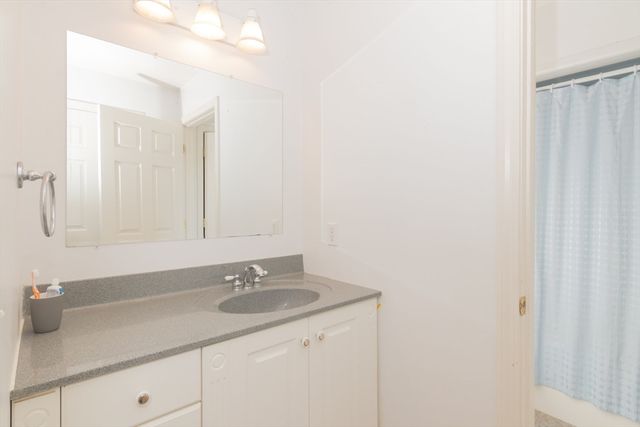 12 Kristen Circle, North Attleboro, MA 02760