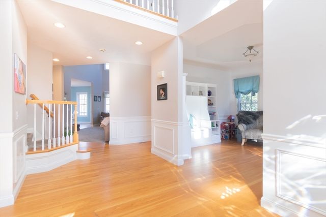12 Kristen Circle, North Attleboro, MA 02760