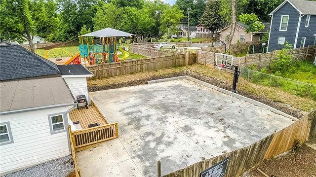 620 Echo Street NW, Atlanta, GA 30318