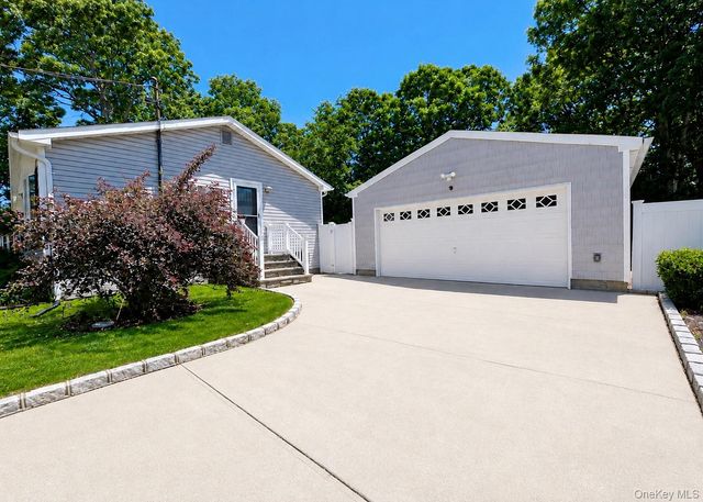 65 Winston Drive, Shirley, NY 11967