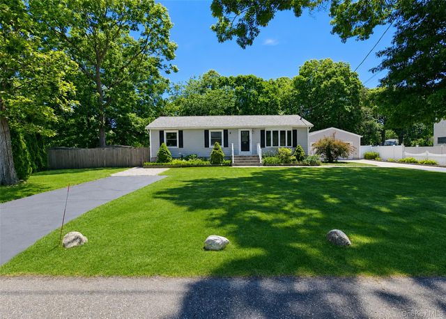 65 Winston Drive, Shirley, NY 11967