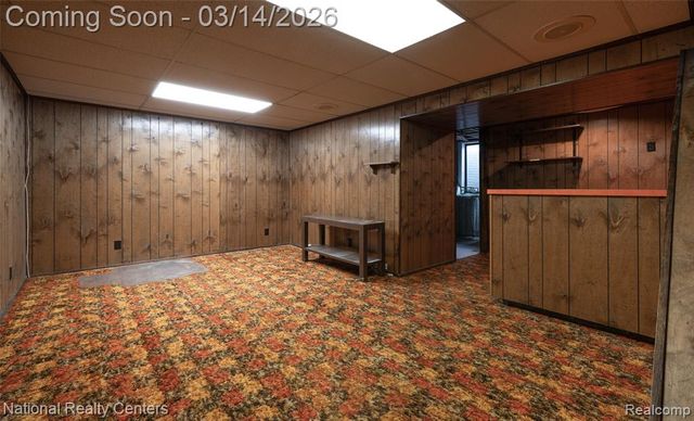 90 Willow Way, Waterford, MI 48328