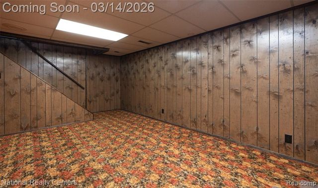 90 Willow Way, Waterford, MI 48328