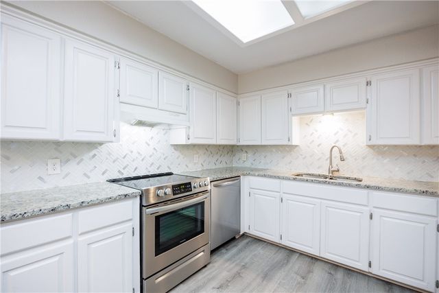 4313 Wolf Creek Ct, Corpus Christi, TX 78410