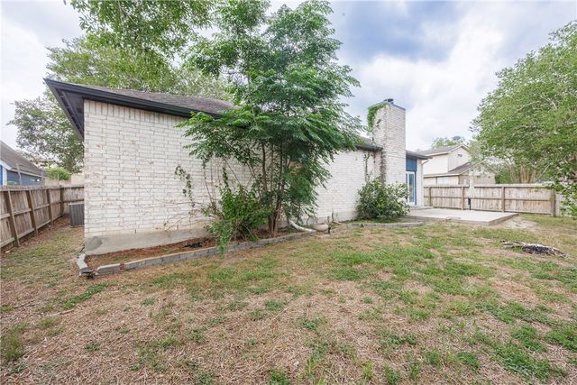 4313 Wolf Creek Ct, Corpus Christi, TX 78410