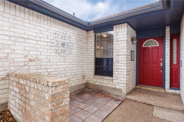 4313 Wolf Creek Ct, Corpus Christi, TX 78410