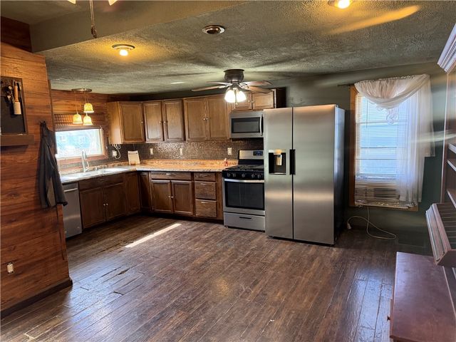 138 West William Street, Corning City, NY 14830