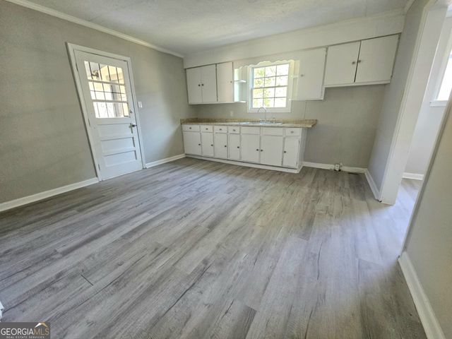 1555 Dexter Avenue, Macon, GA 31204