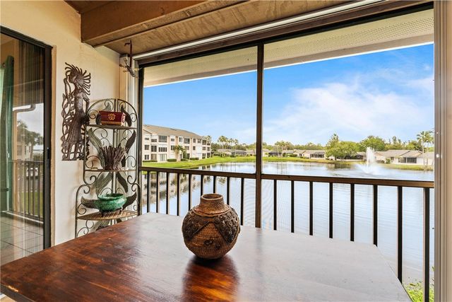 6180 S Mirror Lake Drive 518, Sebastian, FL 32958