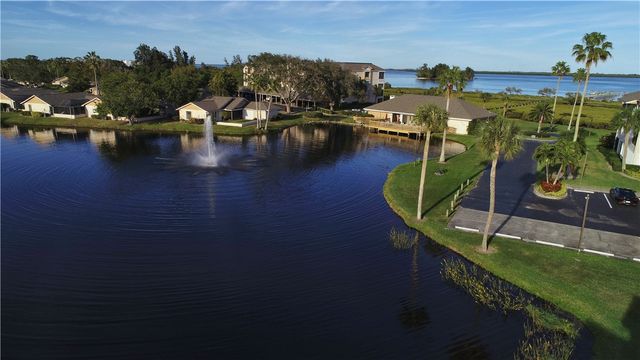 6180 S Mirror Lake Drive 518, Sebastian, FL 32958