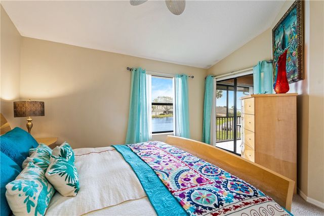 6180 S Mirror Lake Drive 518, Sebastian, FL 32958