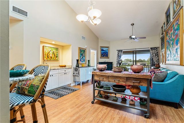 6180 S Mirror Lake Drive 518, Sebastian, FL 32958