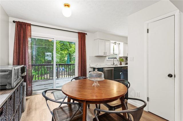 1029 Karen Drive, Akron, OH 44313