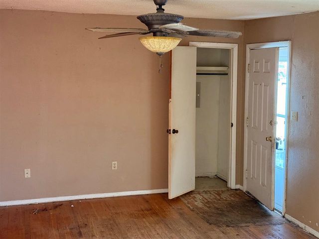 72 SW 45th St, Lawton, OK 73505