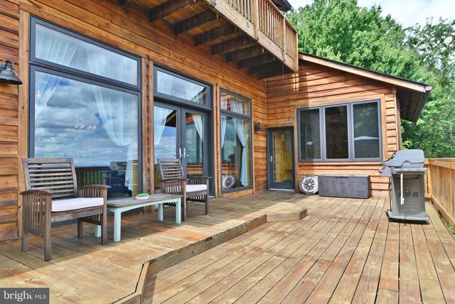 2152 SUPINLICK RIDGE RD, Broadway, VA 22815