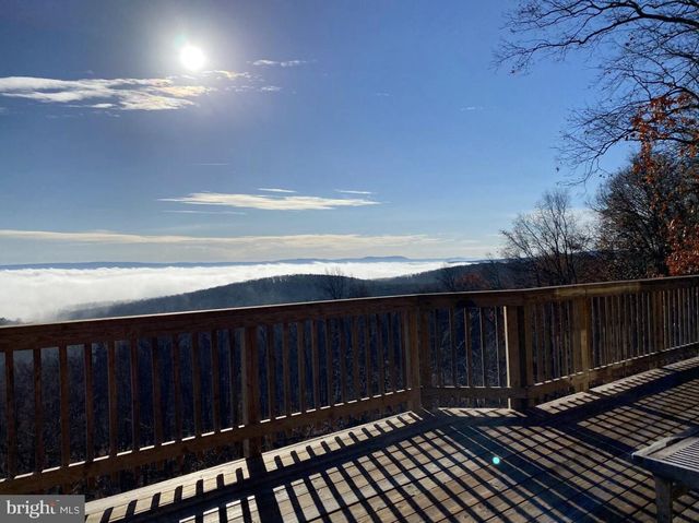 2152 SUPINLICK RIDGE RD, Broadway, VA 22815