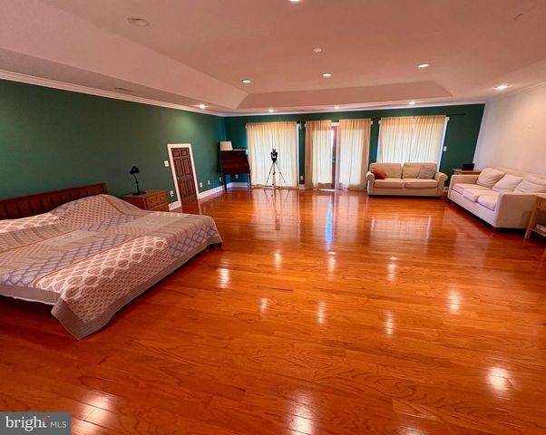 2152 SUPINLICK RIDGE RD, Broadway, VA 22815