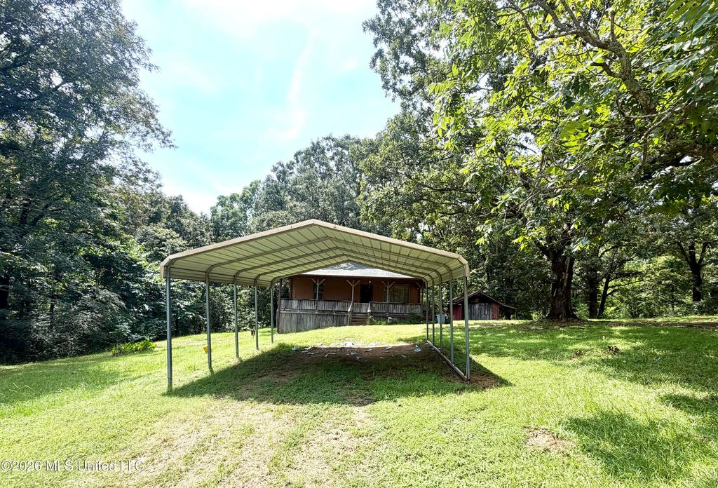 8 County Road 529, Como, MS 38619 — photo 2