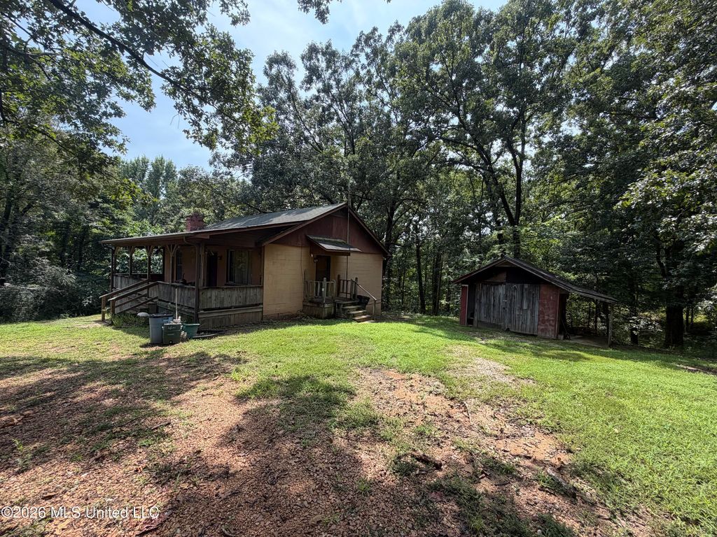 8 County Road 529, Como, MS 38619 — photo 3