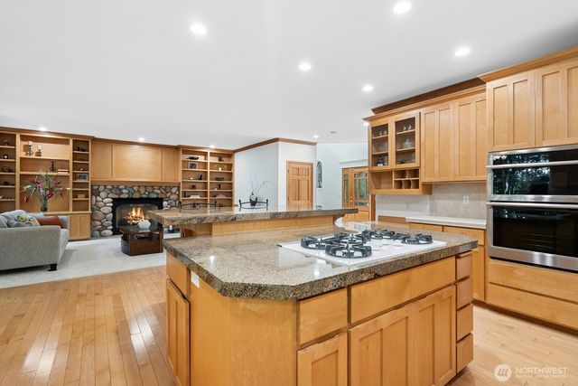 11612 NE 107th Lane, Kirkland, WA 98033