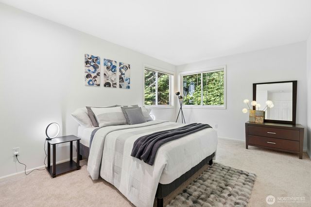 11612 NE 107th Lane, Kirkland, WA 98033