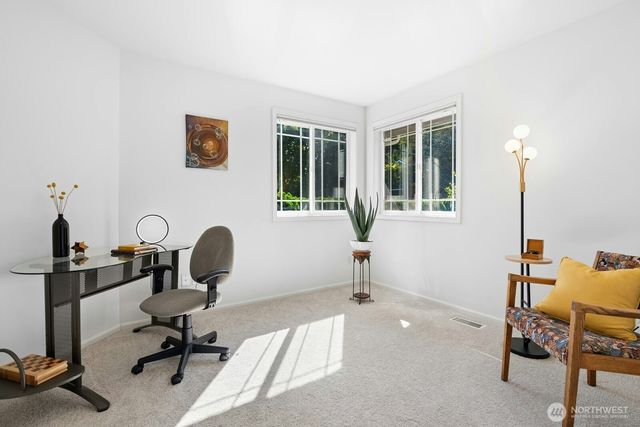 11612 NE 107th Lane, Kirkland, WA 98033