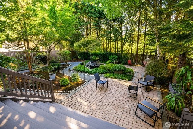 11612 NE 107th Lane, Kirkland, WA 98033