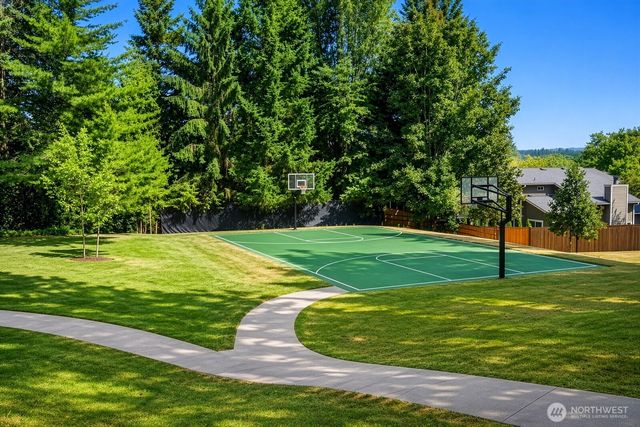 11612 NE 107th Lane, Kirkland, WA 98033