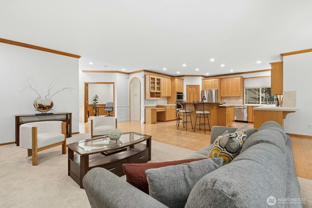11612 NE 107th Lane, Kirkland, WA 98033