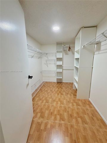 1203 Bahama Bnd G1, Coconut Creek, FL 33066