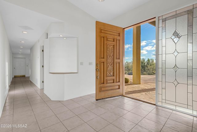 6310 N Cadena De Montanas, Tucson, AZ 85718