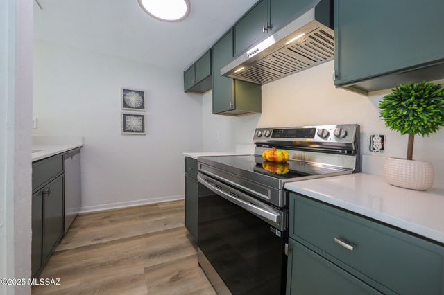 1600 N Wilmot Rd Unit 322, Tucson, AZ 85712